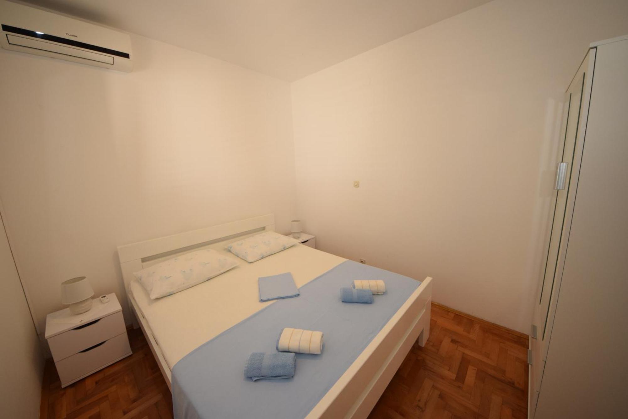 Apartments Jakov โอเรบิก ภายนอก รูปภาพ