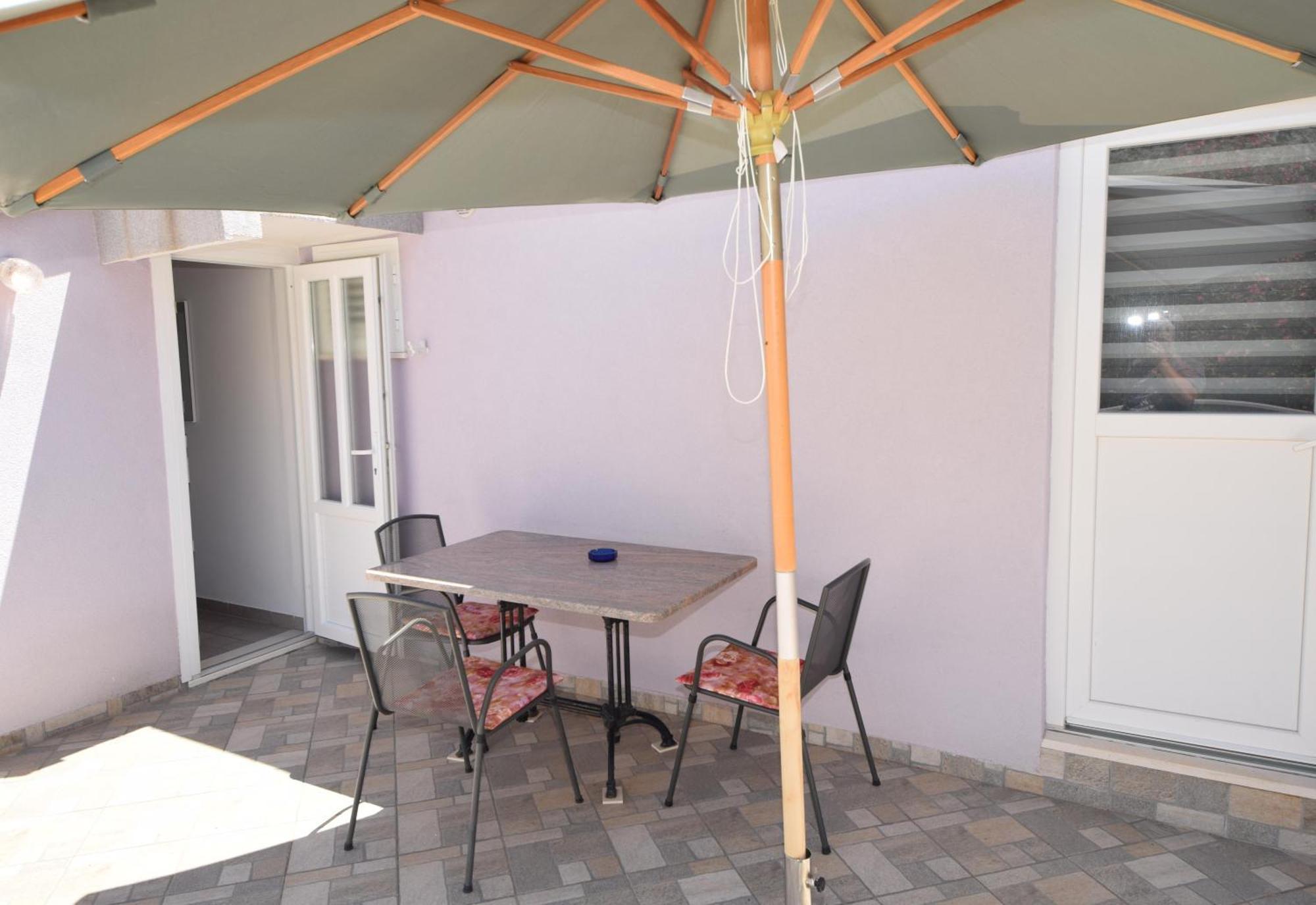 Apartments Jakov โอเรบิก ภายนอก รูปภาพ